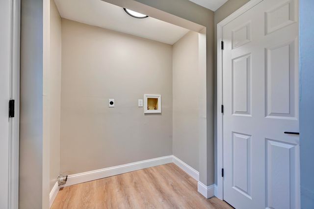 46 Waterside Way, Covington, KY 41017