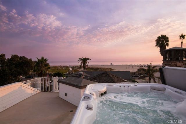 1160 Pine St, Coronado, CA 92118