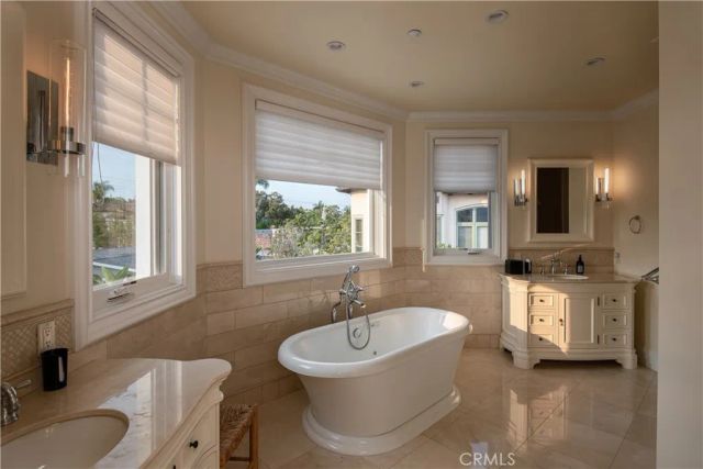 1160 Pine St, Coronado, CA 92118
