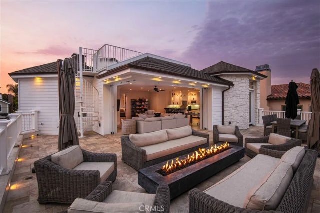 1160 Pine St, Coronado, CA 92118