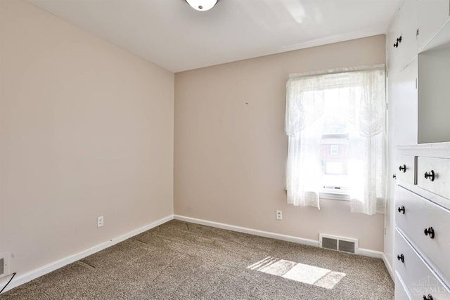 8609 Wicklow Avenue, Sycamore Twp, OH 45236