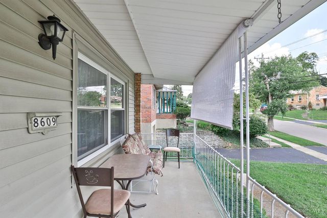 8609 Wicklow Avenue, Sycamore Twp, OH 45236