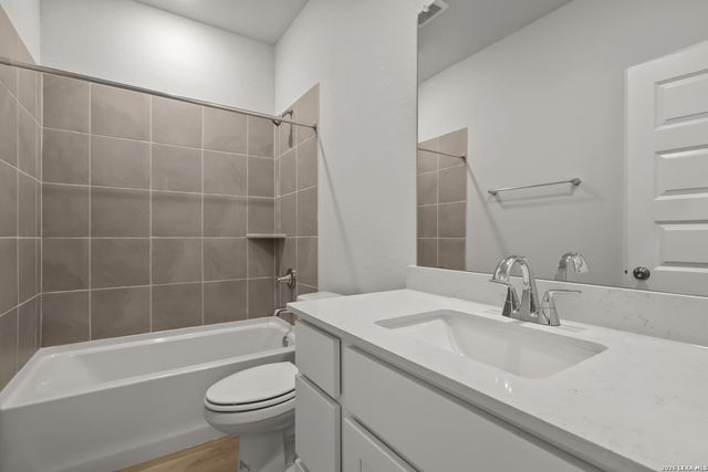 2121 Maestro Drive, Seguin, TX 78155