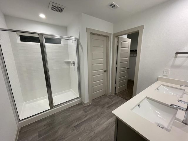 618 Hidden Brook Drive, Baytown, TX 77523