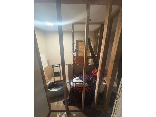 3155 W Walsh Pl, Denver, CO 80219