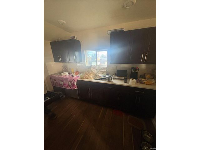 3155 W Walsh Pl, Denver, CO 80219