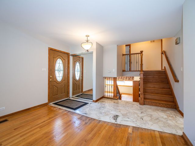 9227 Merrill Avenue, Morton Grove, IL 60053