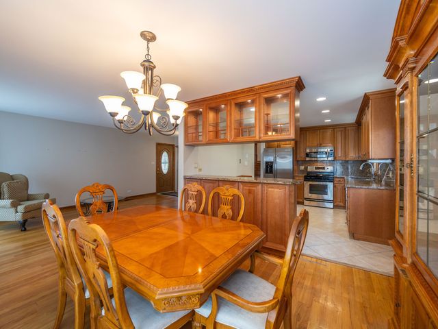 9227 Merrill Avenue, Morton Grove, IL 60053