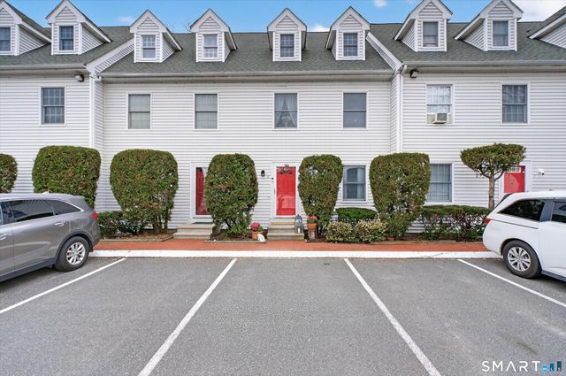 15-17 Boughton Street 1-6, Danbury, CT 06810