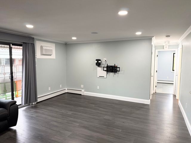 50 Colonial Drive 8, Andover, MA 01810