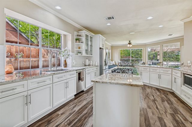 312 Crooked Tree Court, Coppell, TX 75019