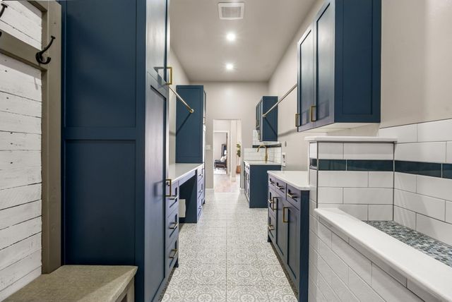 6531 Azor Lane NW, Albuquerque, NM 87120