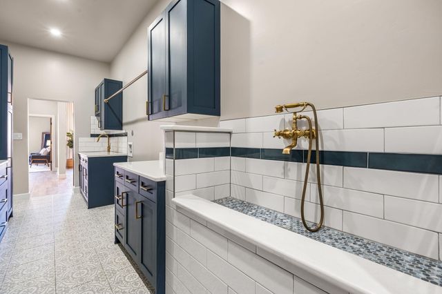 6531 Azor Lane NW, Albuquerque, NM 87120