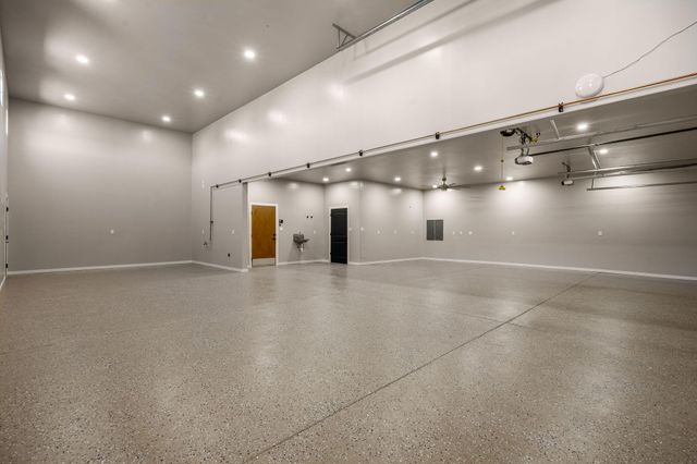 6531 Azor Lane NW, Albuquerque, NM 87120