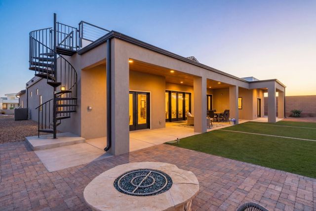 6531 Azor Lane NW, Albuquerque, NM 87120