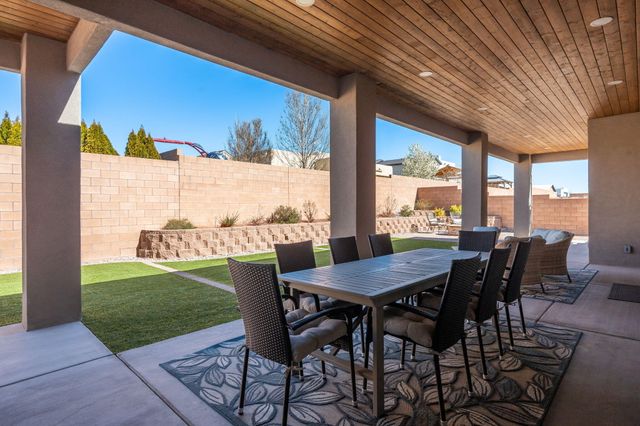 6531 Azor Lane NW, Albuquerque, NM 87120