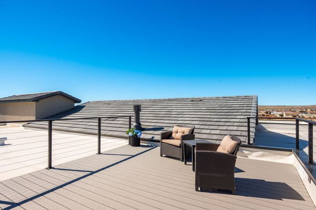 6531 Azor Lane NW, Albuquerque, NM 87120