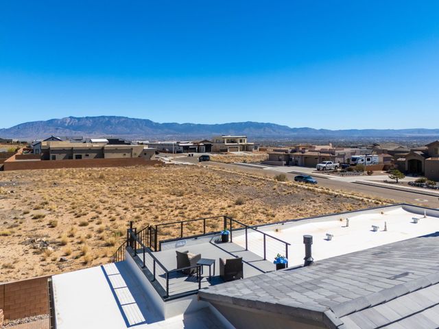 6531 Azor Lane NW, Albuquerque, NM 87120