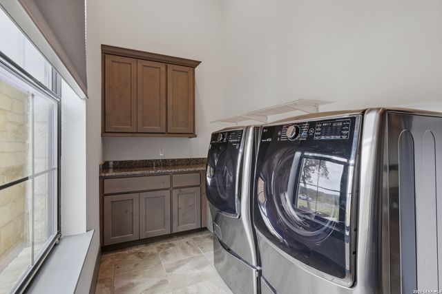 755 Pr 2775, Mico, TX 78056