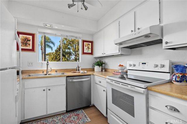 1002 Plover Way, Oceanside, CA 92057