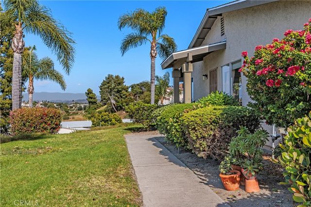 1002 Plover Way, Oceanside, CA 92057