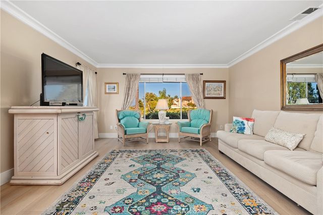 1002 Plover Way, Oceanside, CA 92057