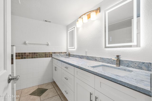 475 E Wisconsin Avenue, Orange City, FL 32763