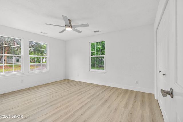 475 E Wisconsin Avenue, Orange City, FL 32763