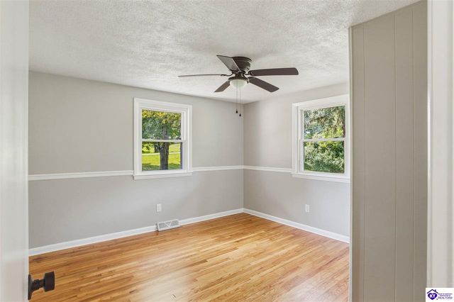 803 Otter Creek Road, Vine Grove, KY 40175