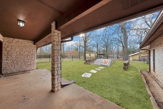 9580 Brockrim Ln Lane, Quinlan, TX 75474