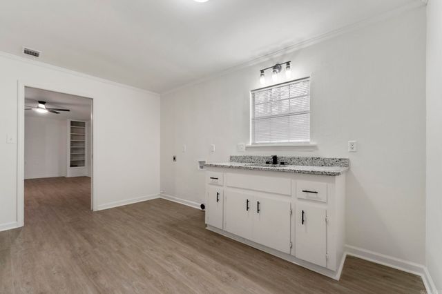 1906 Whitlock Drive, Benton, AR 72015