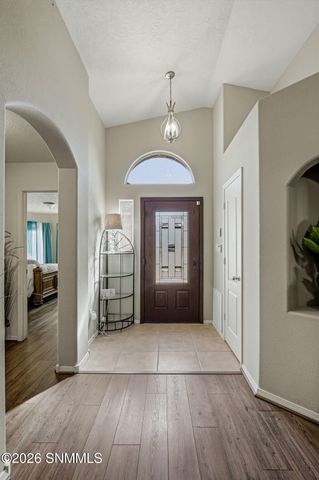 2519 Silver Hawk Avenue, Las Cruces, NM 88011