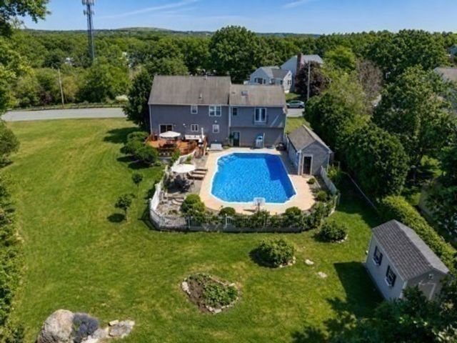 185 Rosewood Road, Somerset, MA 02726