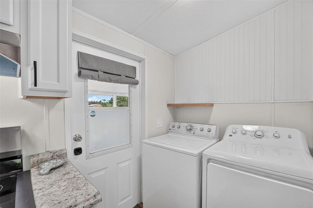 4030 ROLLING HILLS COURT W, Lake Wales, FL 33898