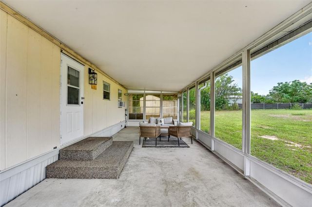 4030 ROLLING HILLS COURT W, Lake Wales, FL 33898