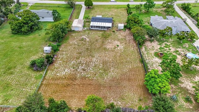 4030 ROLLING HILLS COURT W, Lake Wales, FL 33898