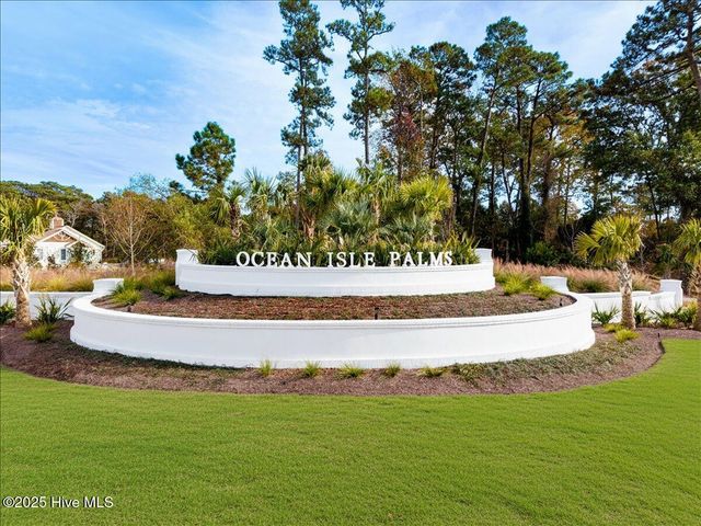 6073 Martinique Street SW, South Brunswick, NC 28470