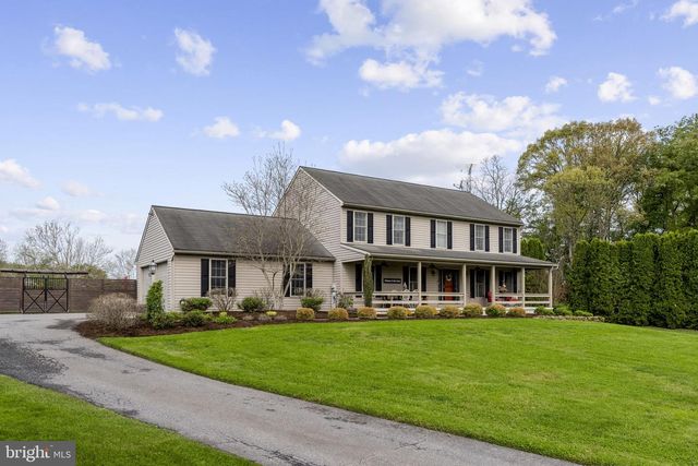 154 HOLLOW RD, New Providence, PA 17560