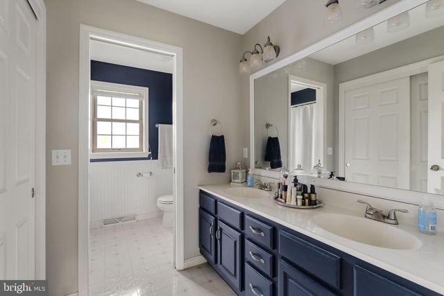 154 HOLLOW RD, New Providence, PA 17560