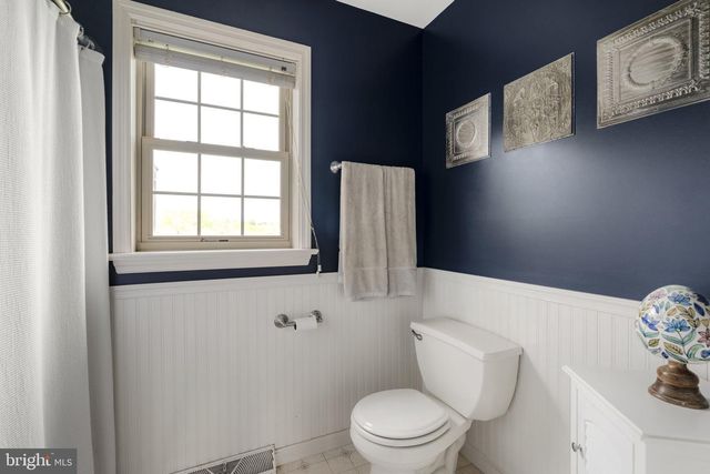 154 HOLLOW RD, New Providence, PA 17560
