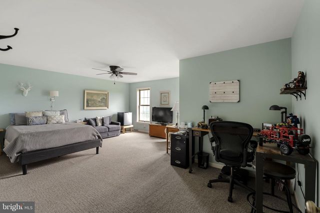154 HOLLOW RD, New Providence, PA 17560