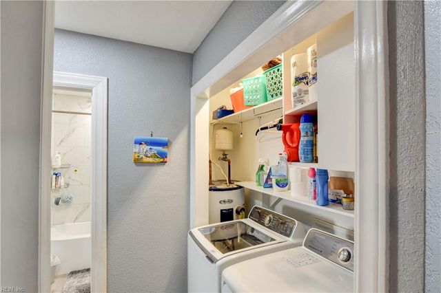 2027 Kilby LN, Suffolk, VA 23434