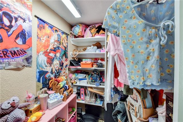 2027 Kilby LN, Suffolk, VA 23434