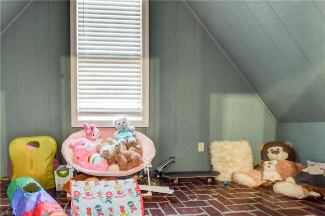 2027 Kilby LN, Suffolk, VA 23434