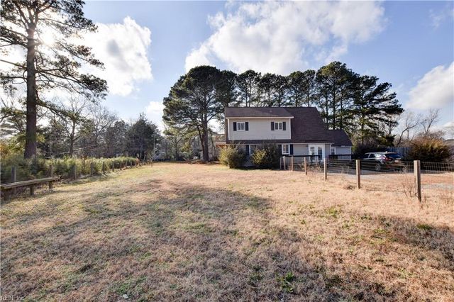 2027 Kilby LN, Suffolk, VA 23434