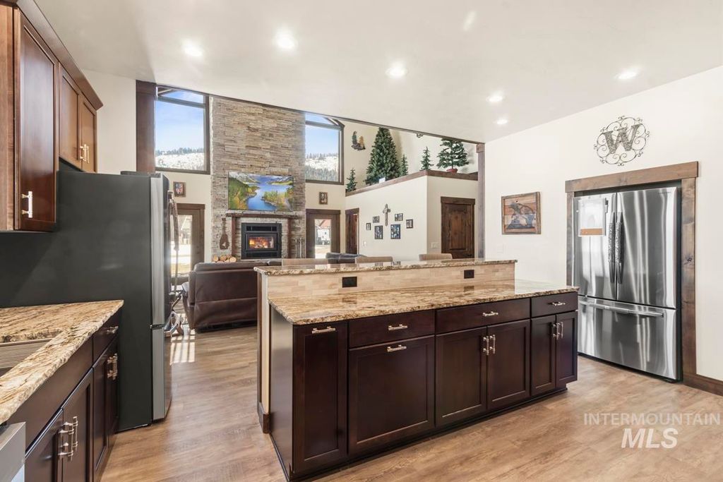 1884 Little Pine Road, Donnelly, ID 83615 photo 12