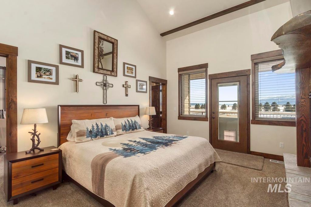 1884 Little Pine Road, Donnelly, ID 83615 photo 24