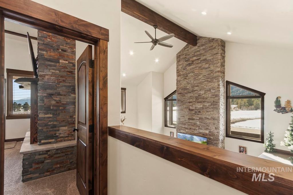 1884 Little Pine Road, Donnelly, ID 83615 photo 34