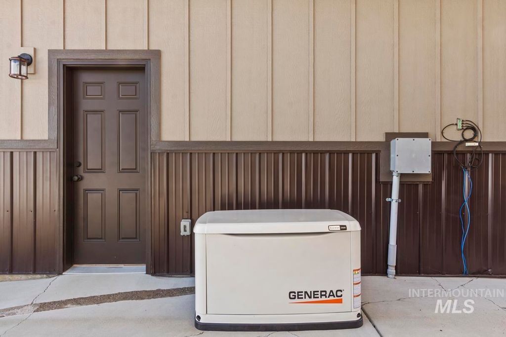 1884 Little Pine Road, Donnelly, ID 83615 photo 37