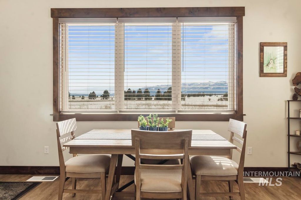 1884 Little Pine Road, Donnelly, ID 83615 photo 9